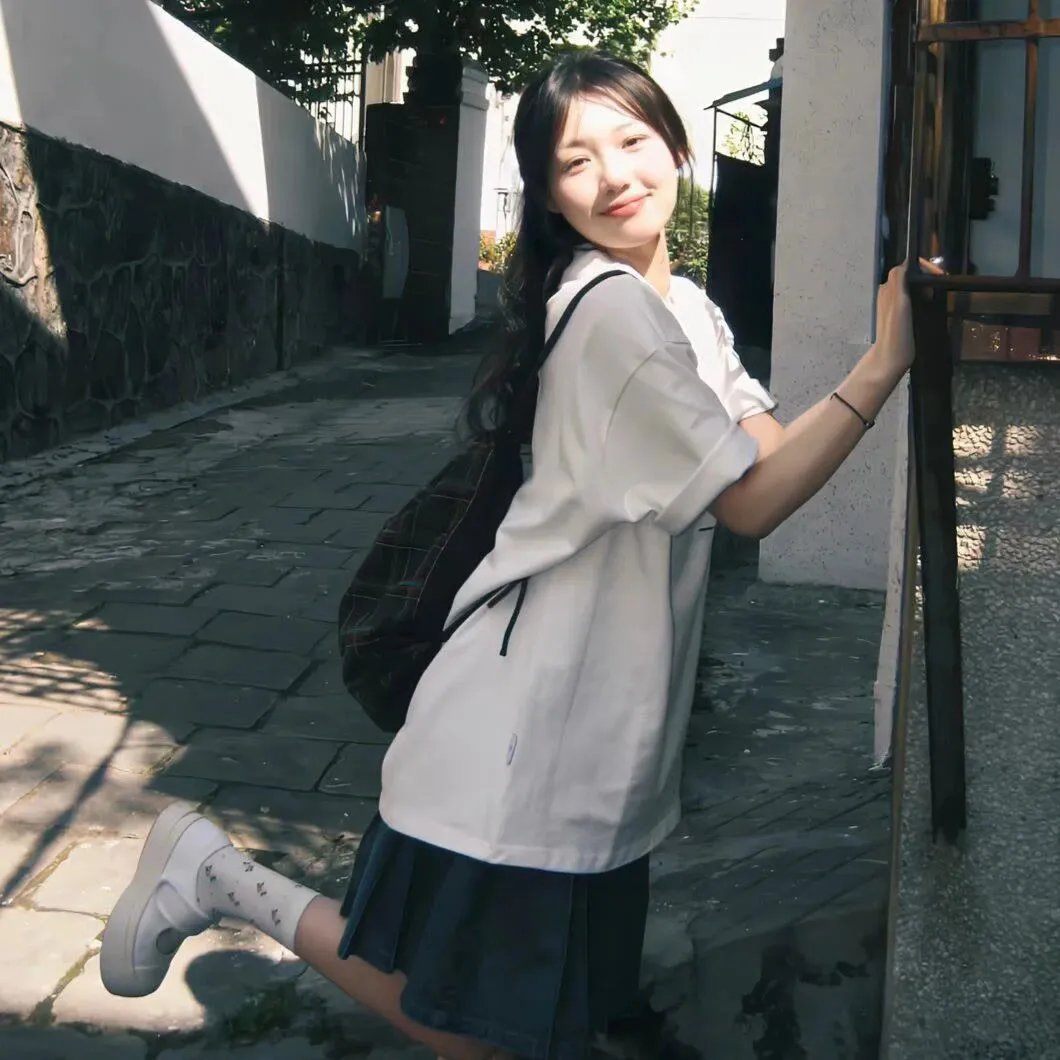 玉女怀春